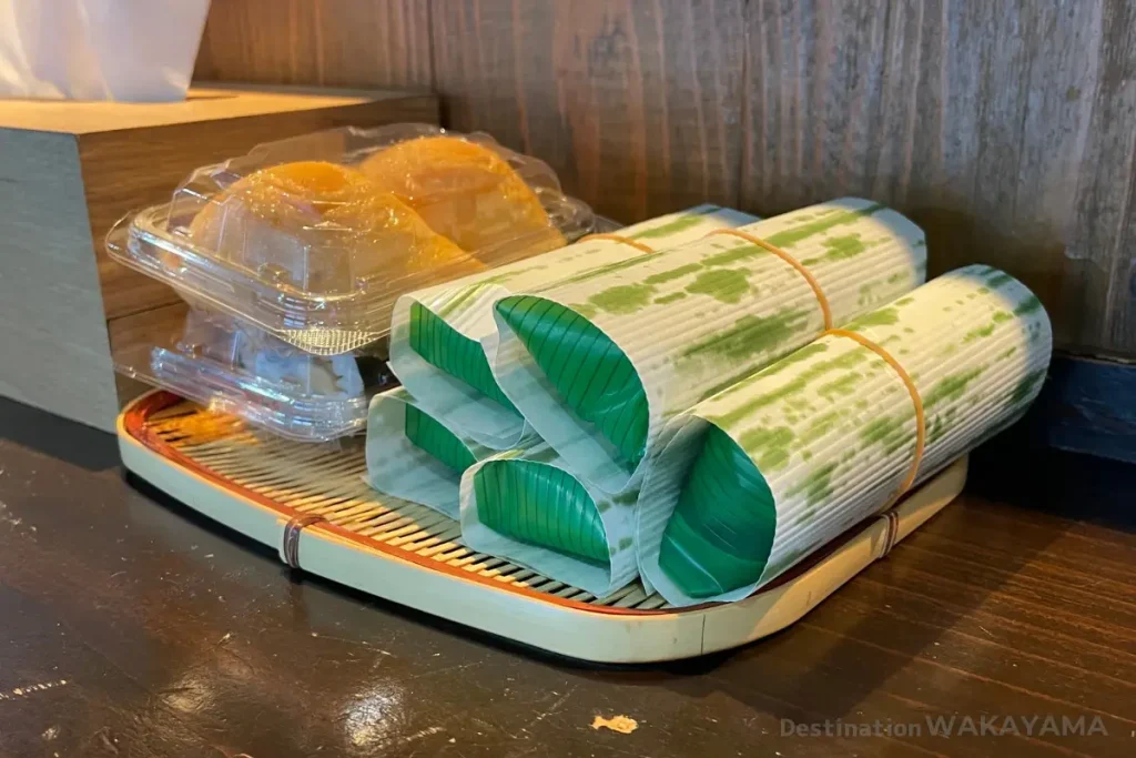 typical side menu of wakayama ramen, Hayanare-zushi, boild egg