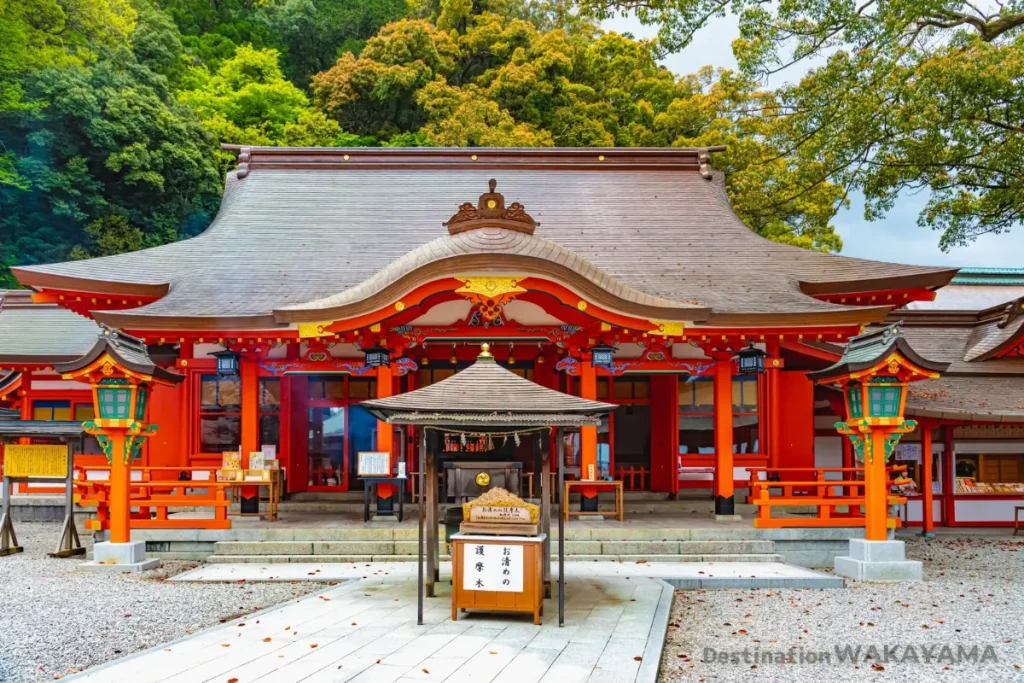 main building of kumano hongu taisha shrine