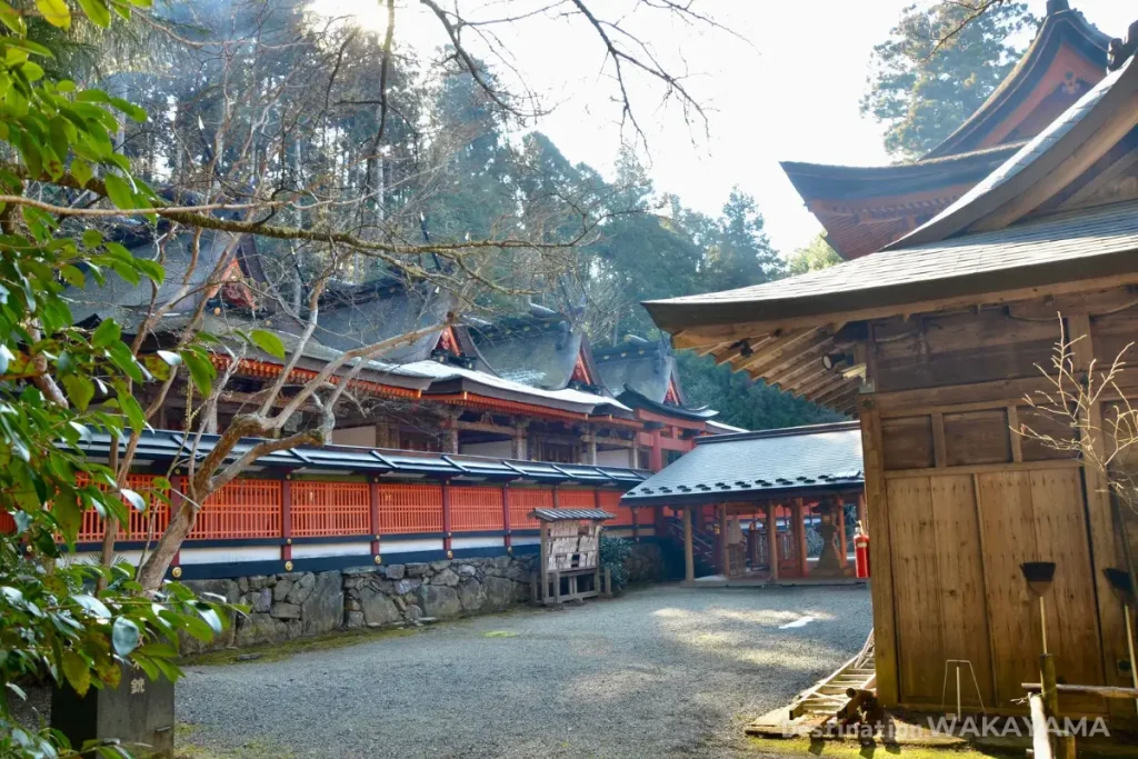 丹生都比売神社の本殿