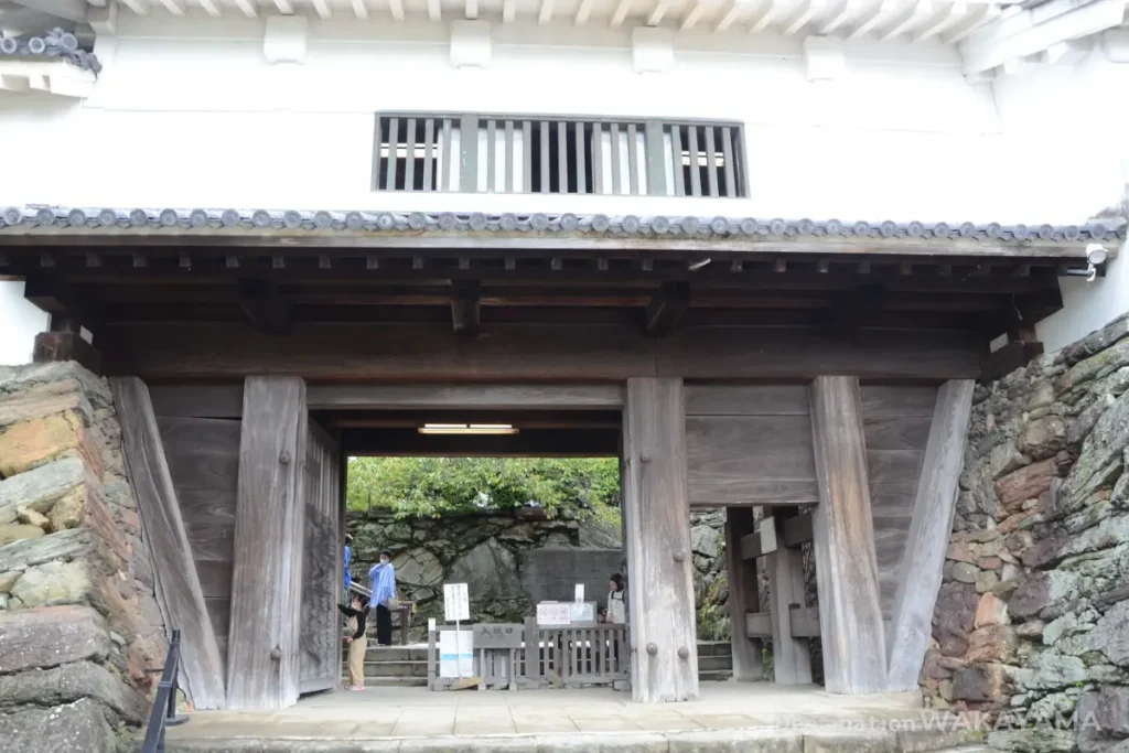 Entrance to Wakayama Castle