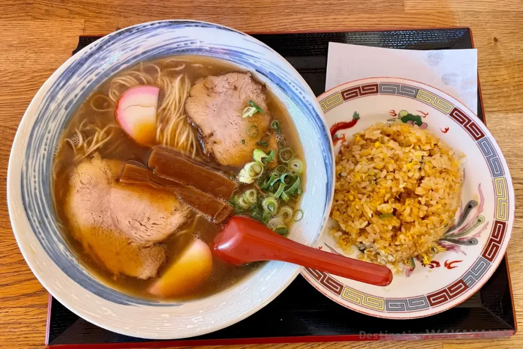 One of the oldest wakayama ramen, moto-shakomae-kei Marumiya