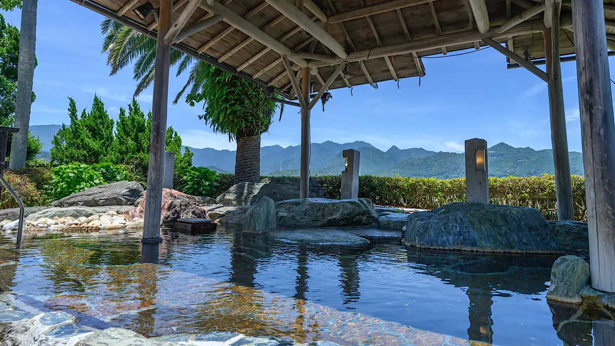 溫泉周邊自然景色